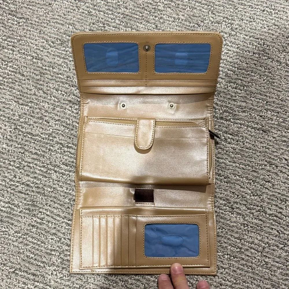 Travelon Beige Women's Wallet